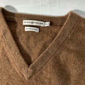 Peter Millar Men's V-Neck Cashmere Sweater in Tan